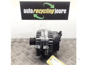 Gebruikte Dynamo Mercedes C Combi (S202) 2.2 C-200 CDI 16V Prijs € 35,00 Margeregeling aangeboden door Autorecycling Joure B.V.