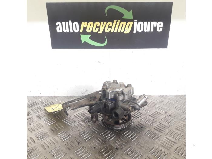 Gebruikte Servopomp Daihatsu Gran Move 1.6 16V Prijs € 15,00 Margeregeling aangeboden door Autorecycling Joure B.V.