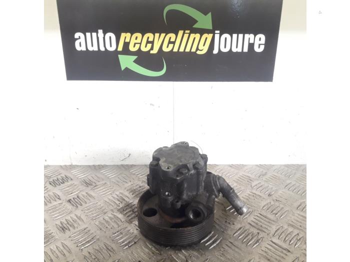Gebruikte Servopomp Volkswagen Sharan (7M8/M9/M6) 2.8 VR6 Syncro Prijs € 15,00 Margeregeling aangeboden door Autorecycling Joure B.V.