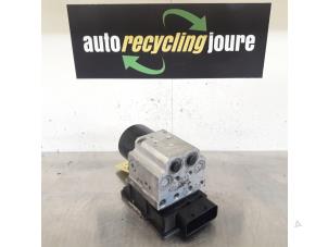 Gebruikte ABS Pomp Opel Vectra C Caravan 2.2 DIG 16V Prijs € 29,99 Margeregeling aangeboden door Autorecycling Joure B.V.