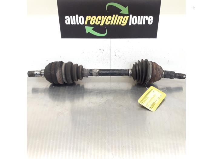 Gebruikte Steekas links-voor Opel Vectra C Caravan 2.2 DIG 16V Prijs € 24,99 Margeregeling aangeboden door Autorecycling Joure B.V.