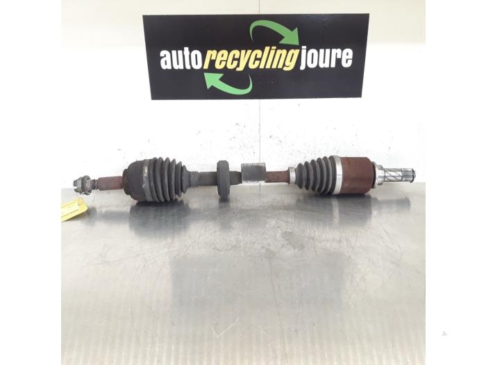 Gebruikte Steekas links-voor Renault Twingo II (CN) 1.5 dCi 90 FAP Prijs € 24,99 Margeregeling aangeboden door Autorecycling Joure B.V.