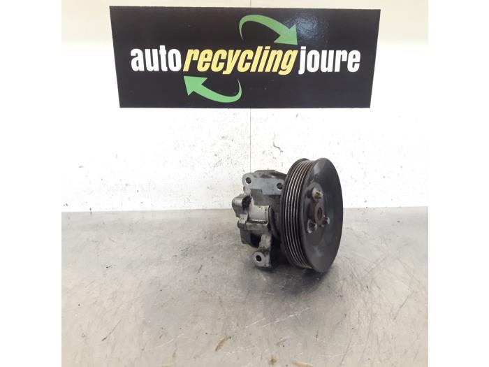 Gebruikte Servopomp Mercedes Vito (638.1/2) 2.2 CDI 110 16V Prijs € 15,00 Margeregeling aangeboden door Autorecycling Joure B.V.