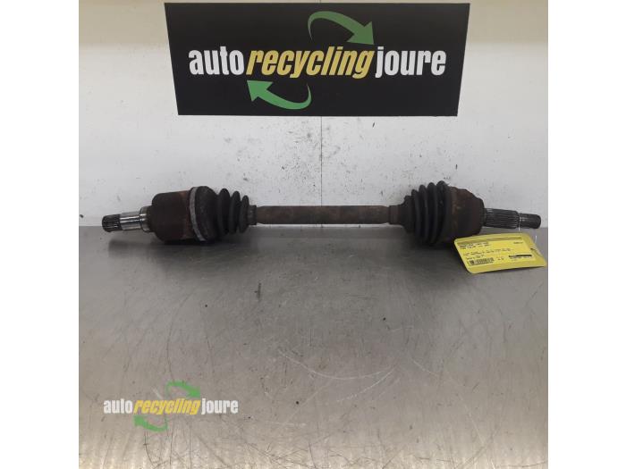 Gebruikte Steekas links-voor Ford Fusion 1.6 16V Kat. Prijs € 24,99 Margeregeling aangeboden door Autorecycling Joure B.V.