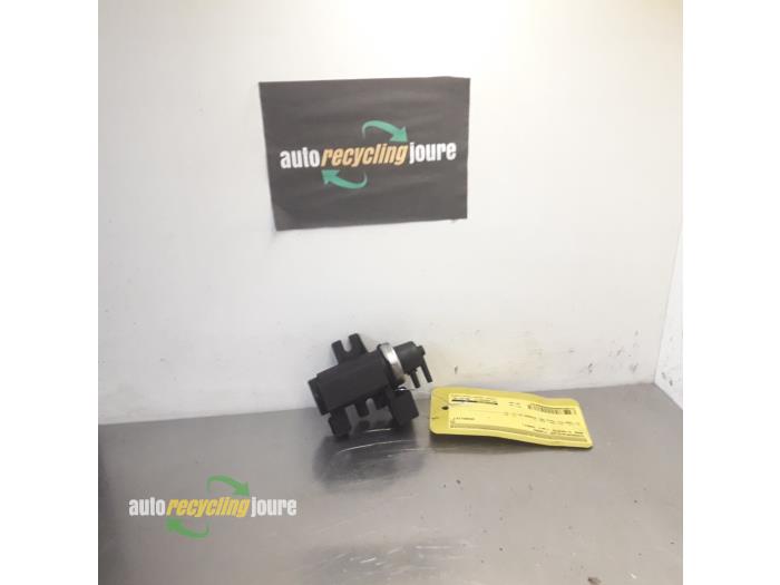 Gebruikte Turbo Overdrukklep BMW 3 serie Touring (E46/3) 320d 16V Prijs € 15,00 Margeregeling aangeboden door Autorecycling Joure B.V.