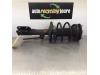 Toyota Avensis (T25/B1B) 2.0 16V D-4D 115 Mac Phersonpoot links-voor
