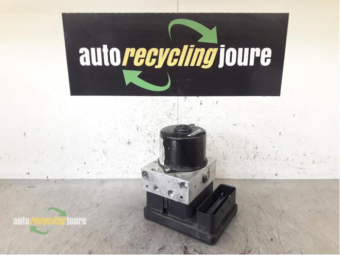 Gebruikte ABS Pomp Ford Focus 2 Wagon 1.6 TDCi 16V 110 Prijs € 29,99 Margeregeling aangeboden door Autorecycling Joure B.V.