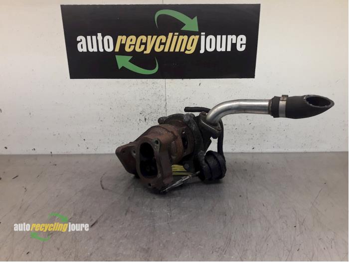 Turbo van een Opel Corsa D 1.3 CDTi 16V ecoFLEX 2007