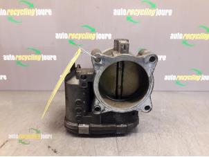 Gebruikte Gasklephuis Volvo V70 (SW) 2.3 T5 20V Prijs € 49,95 Margeregeling aangeboden door Autorecycling Joure B.V.