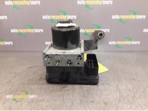 Gebruikte ABS Pomp Ford Focus 2 Wagon 1.6 TDCi 16V 90 Prijs € 29,99 Margeregeling aangeboden door Autorecycling Joure B.V.