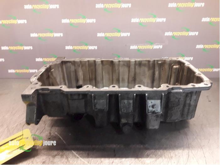 Gebruikte Carterpan Volkswagen Touran (1T1/T2) 1.9 TDI 105 Euro 3 Prijs € 35,00 Margeregeling aangeboden door Autorecycling Joure B.V.