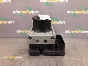 Gebruikte ABS Pomp Ford Focus 2 Wagon 2.0 16V Prijs € 29,99 Margeregeling aangeboden door Autorecycling Joure B.V.