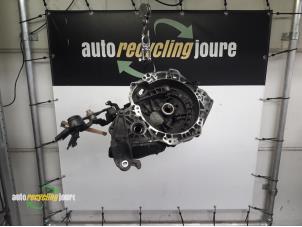 Gebruikte Versnellingsbak Opel Corsa D 1.3 CDTi 16V ecoFLEX Prijs € 75,00 Margeregeling aangeboden door Autorecycling Joure B.V.
