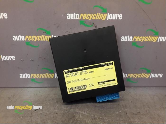 Gebruikte Bodycontrol Module Opel Vectra II Estate 3.0 V6 CDTI 24V Prijs € 34,99 Margeregeling aangeboden door Autorecycling Joure B.V.