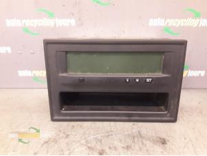 Gebruikte Display Interieur Mitsubishi Grandis (NA) 2.4 16V MIVEC Prijs € 30,00 Margeregeling aangeboden door Autorecycling Joure B.V.