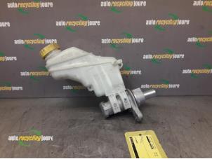 Gebruikte Hoofdremcilinder Fiat Punto Evo (199) 1.3 JTD Multijet 85 16V Euro 5 Prijs € 25,00 Margeregeling aangeboden door Autorecycling Joure B.V.