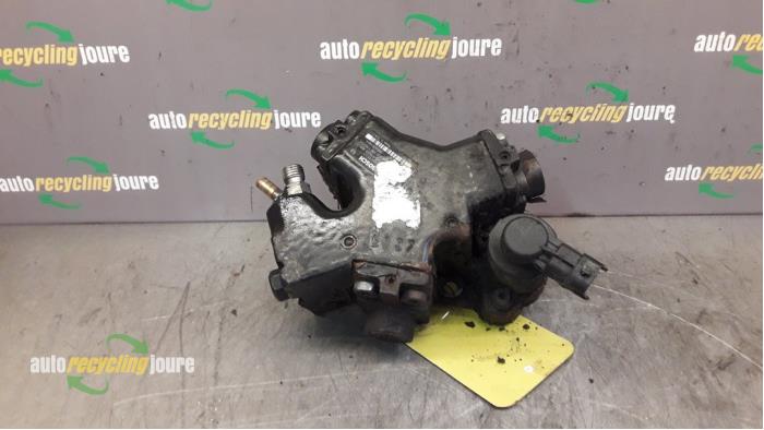 Gebruikte Brandstofpomp Mechanisch Opel Astra H GTC (L08) 1.3 CDTI 16V Ecotec Prijs € 125,00 Margeregeling aangeboden door Autorecycling Joure B.V.