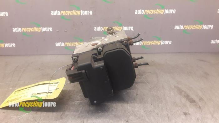 Gebruikte ABS Pomp Honda Civic (EP/EU) 1.4 16V Prijs € 29,99 Margeregeling aangeboden door Autorecycling Joure B.V.