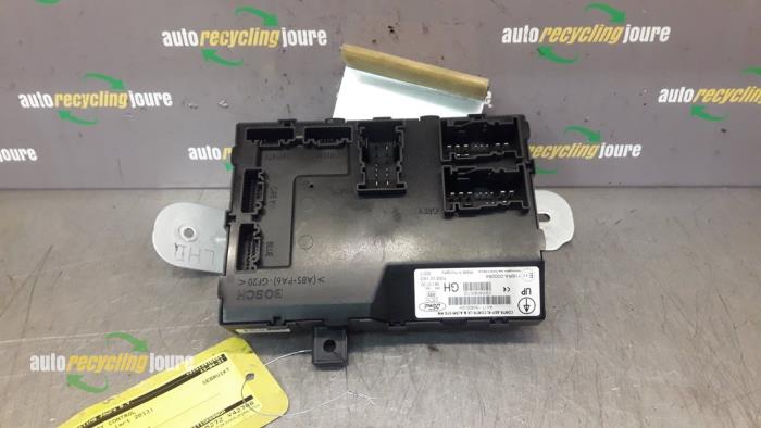 Computer Body Control van een Ford B-Max (JK8) 1.0 EcoBoost 12V 120 2013