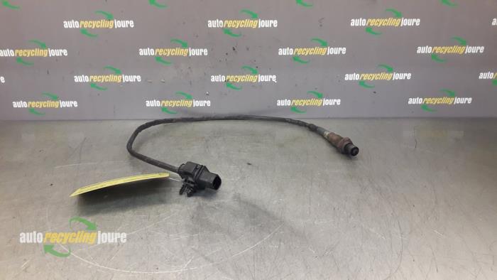 Gebruikte Lambda Sonde Ford B-Max (JK8) 1.0 EcoBoost 12V 120 Prijs € 30,00 Margeregeling aangeboden door Autorecycling Joure B.V.