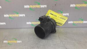 Gebruikte Luchtmassameter Citroen Berlingo 1.6 Hdi 90 Phase 2 Prijs € 35,00 Margeregeling aangeboden door Autorecycling Joure B.V.