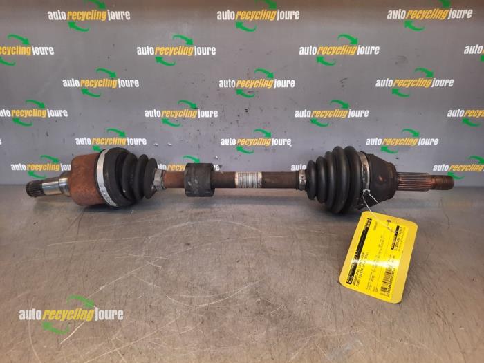 Gebruikte Steekas links-voor Ford Fiesta 6 (JA8) 1.6 TDCi 16V 95 Prijs € 24,99 Margeregeling aangeboden door Autorecycling Joure B.V.