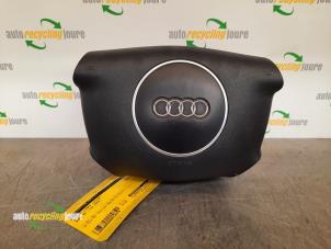 Gebruikte Airbag links (Stuur) Audi A2 (8Z0) 1.6 FSI 16V Prijs € 40,00 Margeregeling aangeboden door Autorecycling Joure B.V.