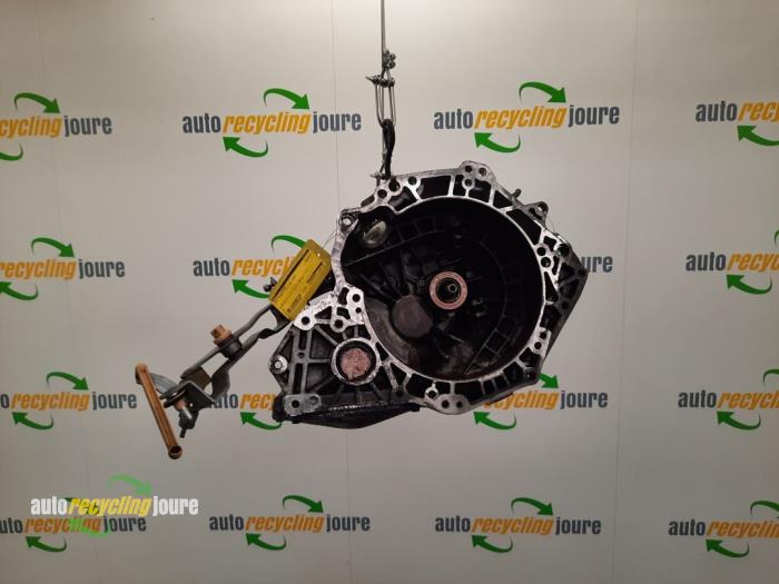 Gebruikte Versnellingsbak Opel Corsa D 1.3 CDTi 16V ecoFLEX Prijs € 100,00 Margeregeling aangeboden door Autorecycling Joure B.V.