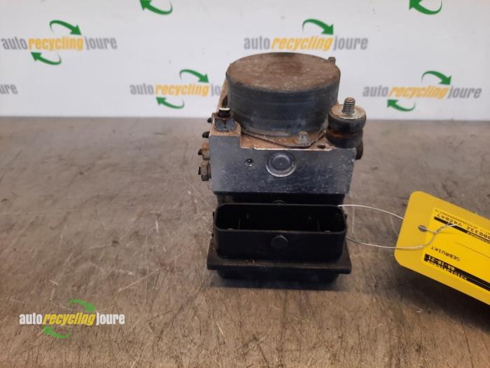 Gebruikte ABS Pomp Fiat Fiorino (225) 1.3 JTD 16V Multijet Prijs € 29,99 Margeregeling aangeboden door Autorecycling Joure B.V.