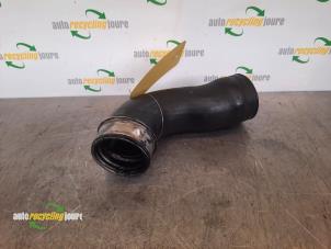 Gebruikte Intercooler Slang Volkswagen Golf V (1K1) 2.0 TDI 16V Prijs € 29,99 Margeregeling aangeboden door Autorecycling Joure B.V.