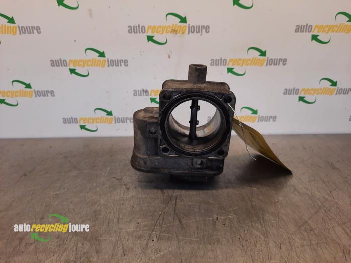 Gebruikte Gasklephuis Volkswagen Caddy III (2KA,2KH,2CA,2CH) 2.0 SDI Prijs € 19,99 Margeregeling aangeboden door Autorecycling Joure B.V.