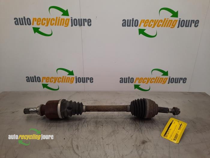 Gebruikte Steekas links-voor Renault Modus/Grand Modus (JP) 1.5 dCi 85 Prijs € 24,99 Margeregeling aangeboden door Autorecycling Joure B.V.