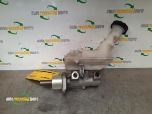 Gebruikte Hoofdremcilinder Nissan Note (E11) 1.4 16V Prijs € 15,00 Margeregeling aangeboden door Autorecycling Joure B.V.