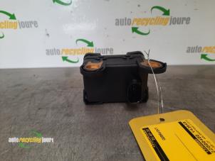 Gebruikte Esp Duo Sensor Opel Zafira (M75) 2.2 16V Direct Ecotec Prijs € 29,99 Margeregeling aangeboden door Autorecycling Joure B.V.