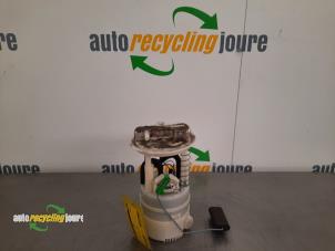 Gebruikte Brandstofpomp Elektrisch Renault Twingo II (CN) 1.2 Prijs € 35,00 Margeregeling aangeboden door Autorecycling Joure B.V.