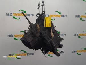 Gebruikte Versnellingsbak Suzuki Alto (RF410) 1.1 16V Prijs € 75,00 Margeregeling aangeboden door Autorecycling Joure B.V.