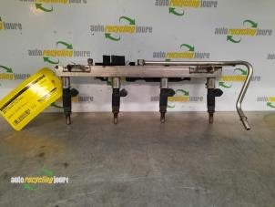 Gebruikte Injector brug BMW 1 serie (E87/87N) 118i 16V Prijs € 34,99 Margeregeling aangeboden door Autorecycling Joure B.V.