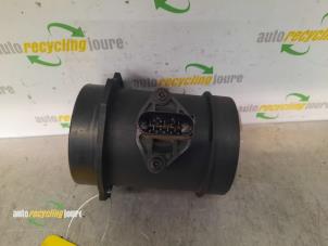 Gebruikte Luchtmassameter BMW X5 (E53) 4.4 V8 32V Prijs € 35,00 Margeregeling aangeboden door Autorecycling Joure B.V.