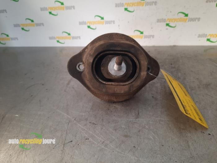Gebruikte Motorrubber BMW X5 (E53) 4.4 V8 32V Prijs € 35,00 Margeregeling aangeboden door Autorecycling Joure B.V.