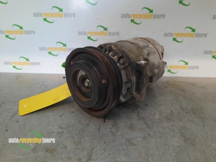 Gebruikte Aircopomp Volkswagen Passat Variant (3B6) 1.8 Turbo 20V Prijs € 24,99 Margeregeling aangeboden door Autorecycling Joure B.V.
