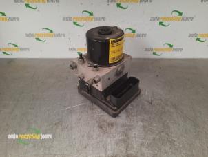 Gebruikte ABS Pomp Opel Zafira (M75) 1.7 CDTi 16V Prijs € 49,99 Margeregeling aangeboden door Autorecycling Joure B.V.