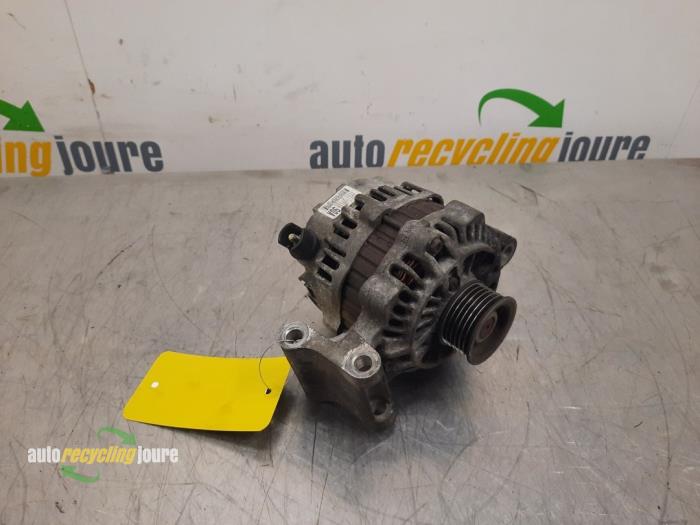 Gebruikte Dynamo Ford Fiesta 5 (JD/JH) 1.6 16V Prijs € 34,99 Margeregeling aangeboden door Autorecycling Joure B.V.