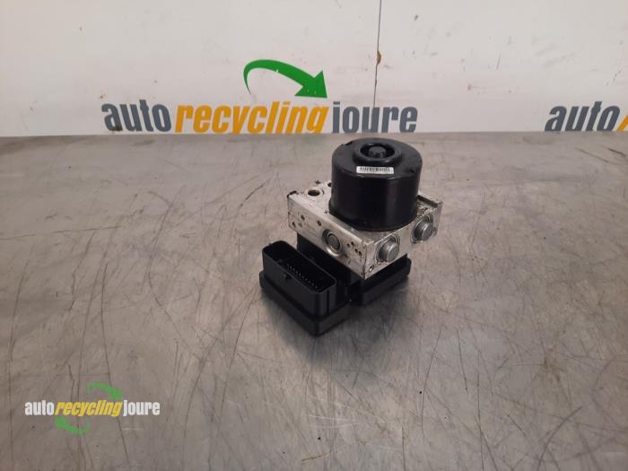 Gebruikte ABS Pomp Fiat Doblo Cargo (263) 1.3 D Multijet Prijs € 60,49 Inclusief btw aangeboden door Autorecycling Joure B.V.