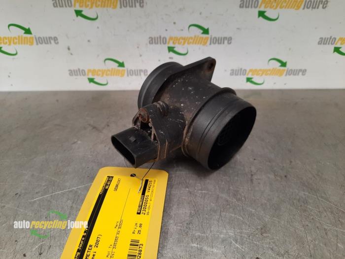 Gebruikte Luchtmassameter Volkswagen Caddy III (2KA,2KH,2CA,2CH) 2.0 SDI Prijs € 15,00 Margeregeling aangeboden door Autorecycling Joure B.V.