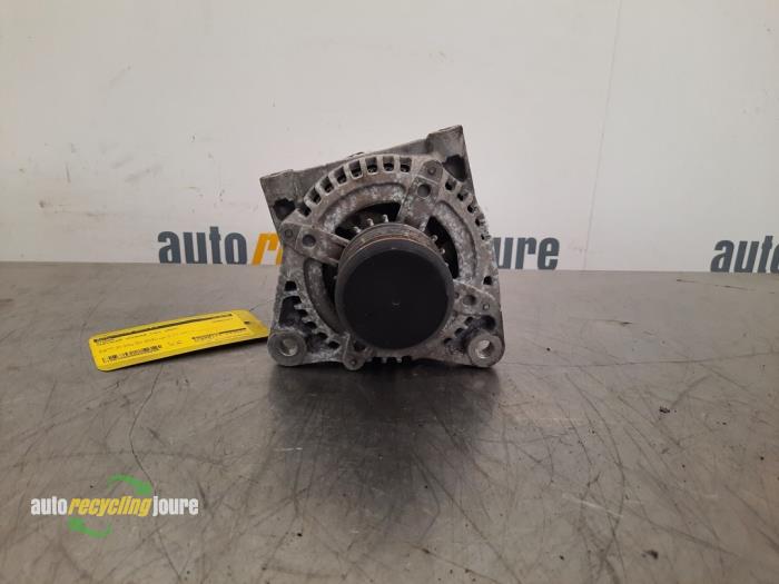 Gebruikte Dynamo Chrysler Voyager/Grand Voyager (RG/RS) 2.8 CRD 16V Grand Voyager Prijs € 49,99 Margeregeling aangeboden door Autorecycling Joure B.V.