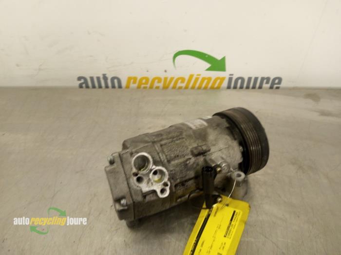 Gebruikte Aircopomp BMW 3 serie (E46/2C) 318 Ci 16V Prijs € 100,00 Margeregeling aangeboden door Autorecycling Joure B.V.