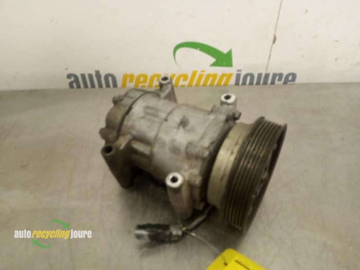 Gebruikte Aircopomp Renault Kangoo Express (FW) 1.5 dCi 75 FAP Prijs € 99,99 Margeregeling aangeboden door Autorecycling Joure B.V.