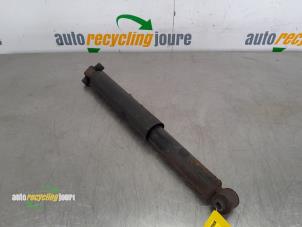 Gebruikte Schokdemper links-achter Ford Focus 3 Wagon 2.0 TDCi 16V 115 Prijs € 25,00 Margeregeling aangeboden door Autorecycling Joure B.V.