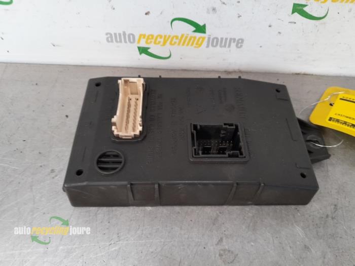 Gebruikte Bodycontrol Module Dacia Duster (HS) 1.5 dCi Prijs € 100,00 Margeregeling aangeboden door Autorecycling Joure B.V.