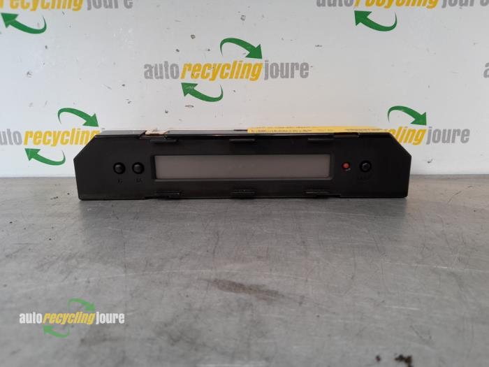 Gebruikte Display Interieur Suzuki Swift (ZA/ZC/ZD1/2/3/9) 1.3 VVT 16V Prijs € 25,00 Margeregeling aangeboden door Autorecycling Joure B.V.